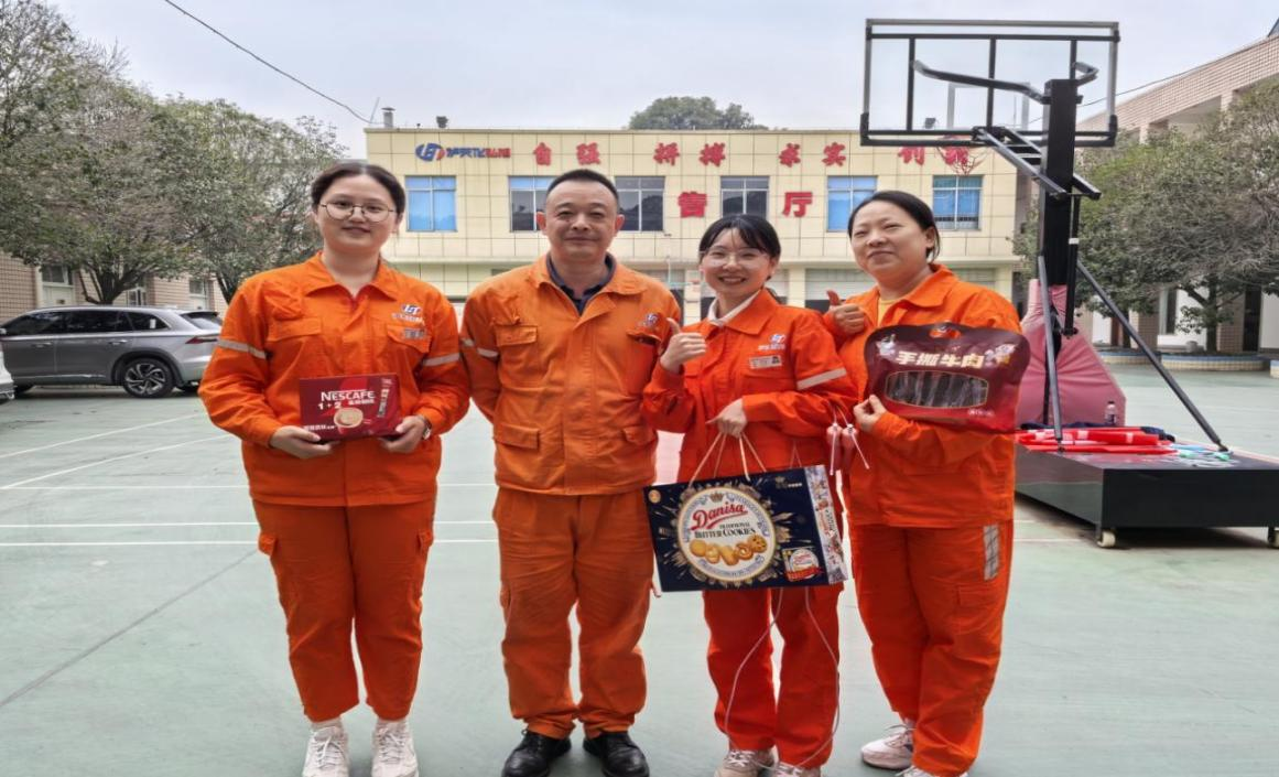 光芒四射，繩彩飛揚 ——弘旭公司工會開展秋季跳繩活動(圖2)