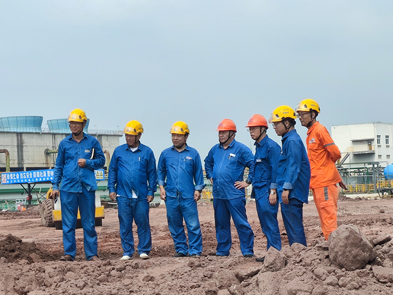 箱涵基坑全線貫通！傅利才、陳懋金蒞臨現(xiàn)場指導(圖1)