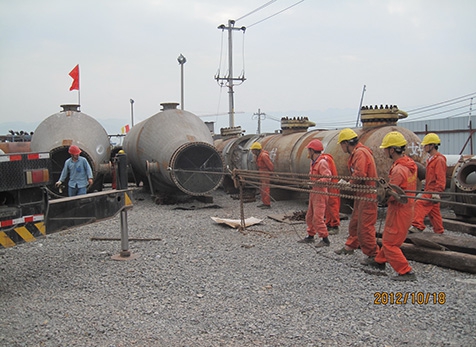 齊心協(xié)力，換熱器管束抽芯